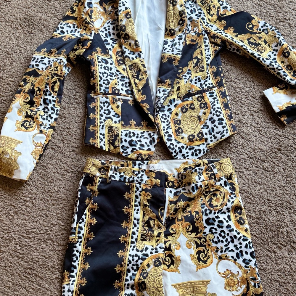 Baroque Print Blazer and pants set size S/M